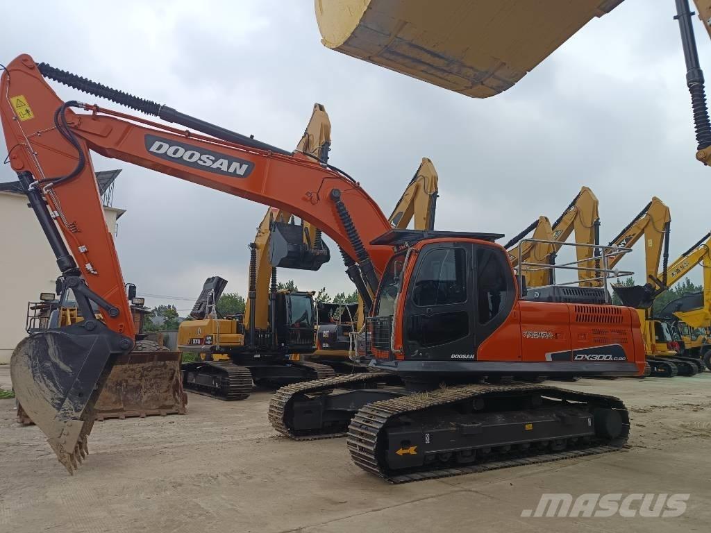 Doosan DX 300 LC Koparki gąsienicowe