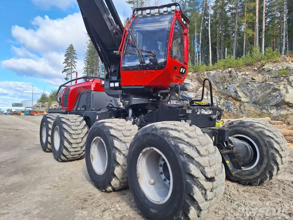 Komatsu 931 XC Harwestery