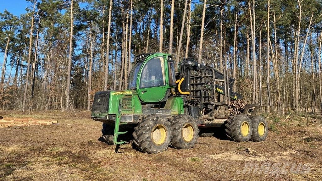 John Deere 1010 E Forwardery