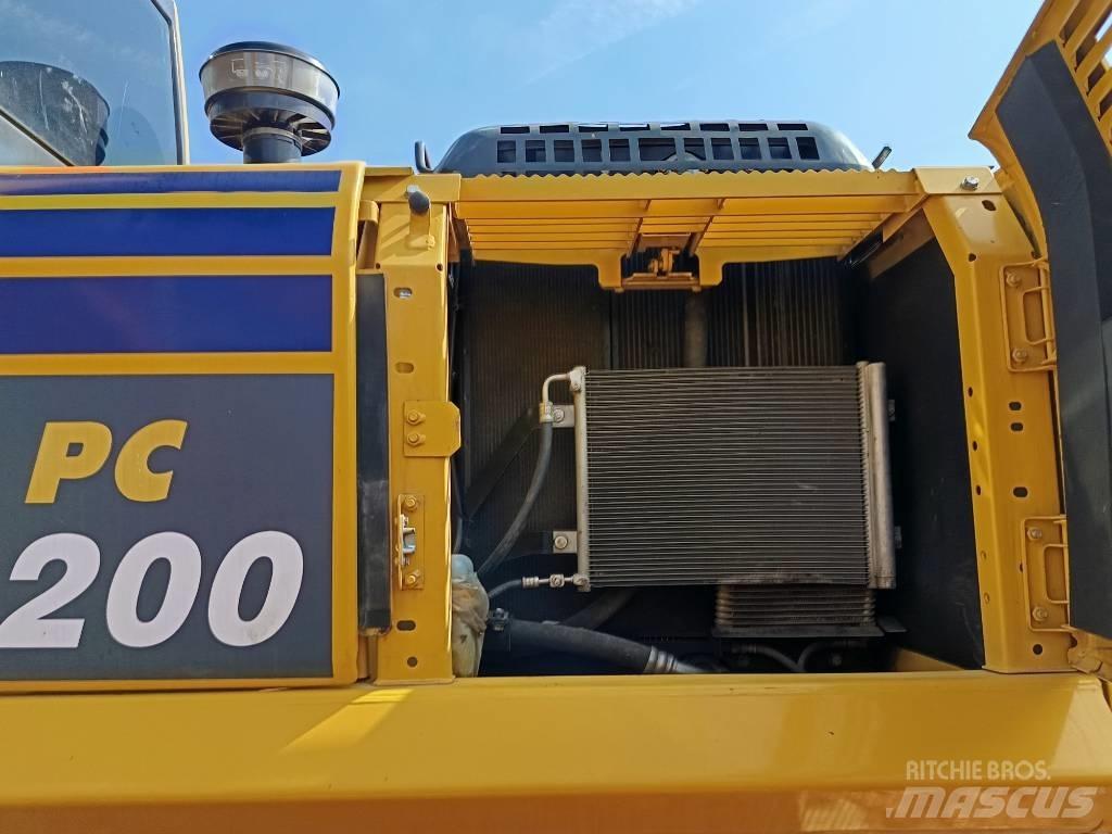 Komatsu PC200 Midikoparki  7t - 12t
