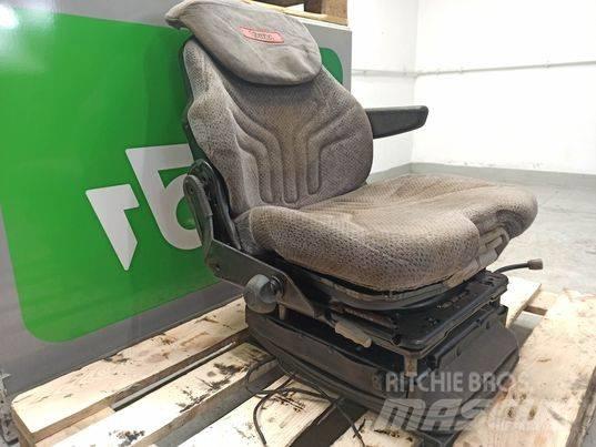 Valtra N 163 chair Kabina i wnętrze