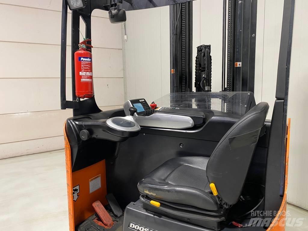 Doosan BR16JW-7 Wózki widłowe wysokiego składowania