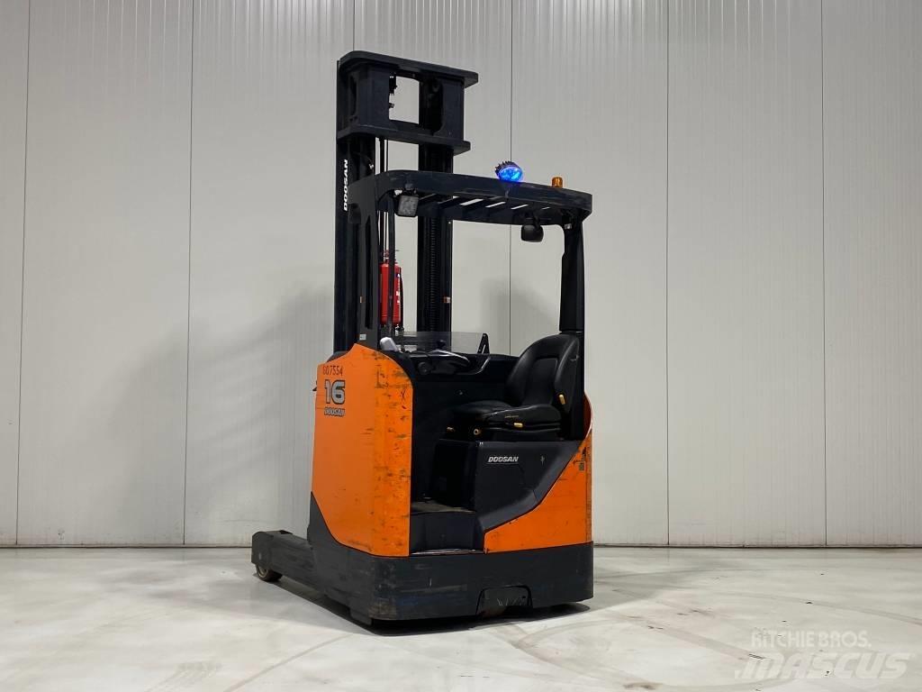 Doosan BR16JW-7 Wózki widłowe wysokiego składowania