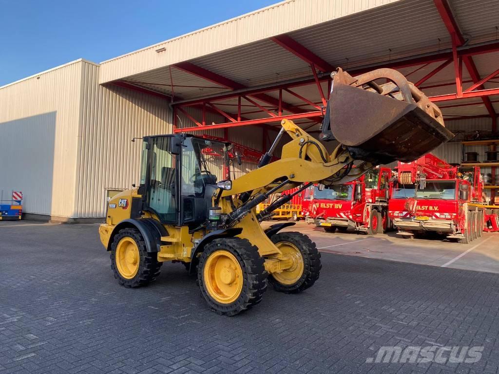 CAT 908M Ładowarki kołowe
