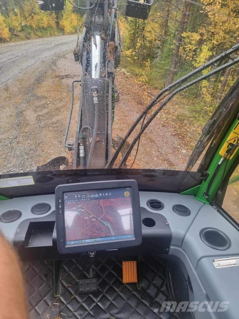 John Deere 1070 G Harwestery