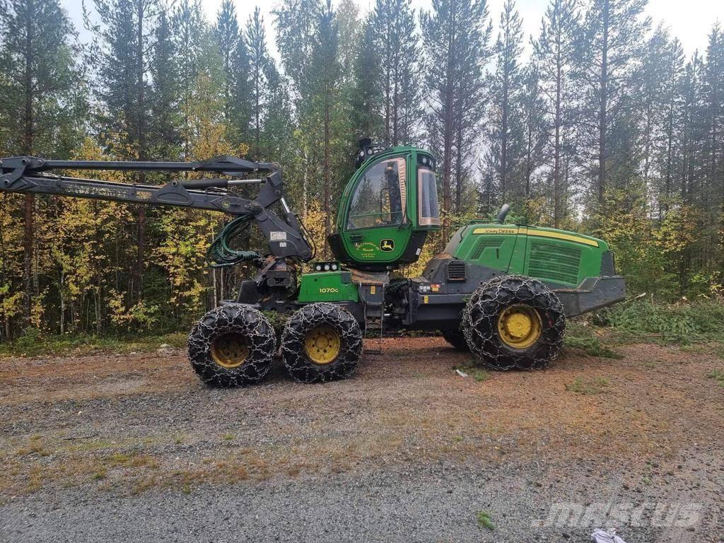 John Deere 1070 G Harwestery