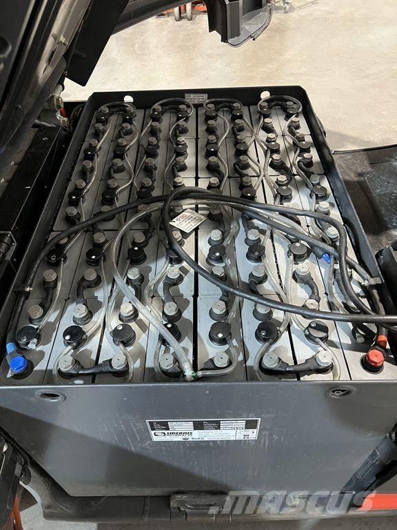 Linde E30-01 Wózki elektryczne