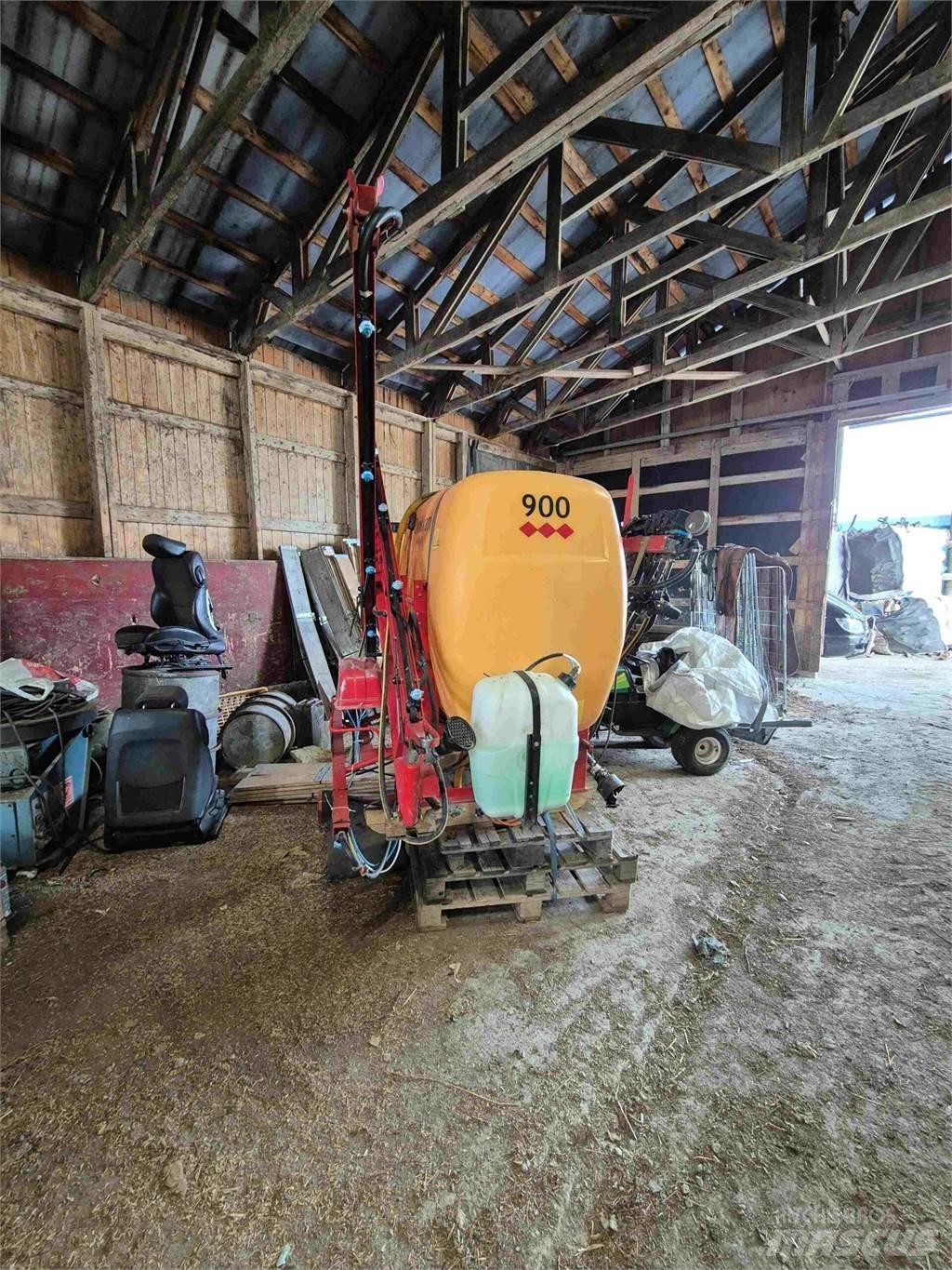 Junkkari 900L Opryskiwacze zaczepiane