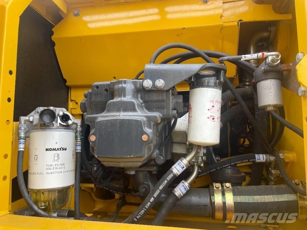 Komatsu PC 220 Koparki gąsienicowe