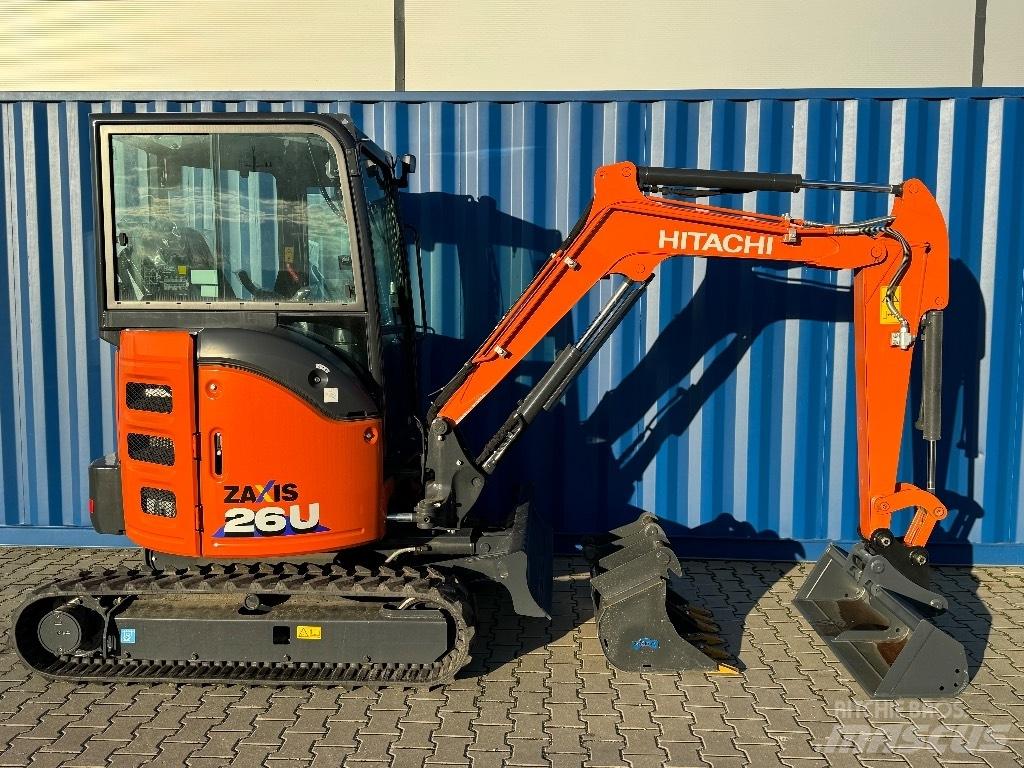 Hitachi ZX 26 U-6 Minikoparki