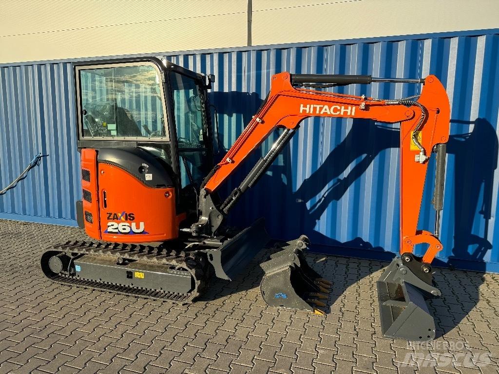 Hitachi ZX 26 U-6 Minikoparki