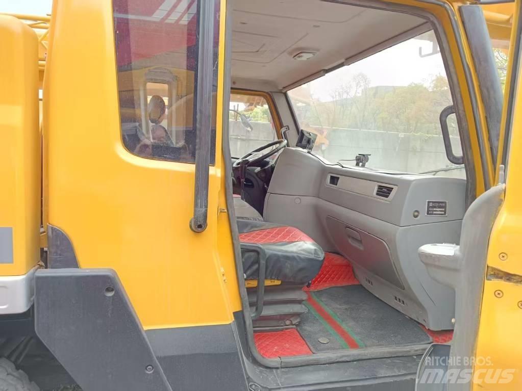 XCMG QY25K5D Żurawie szosowo-terenowe