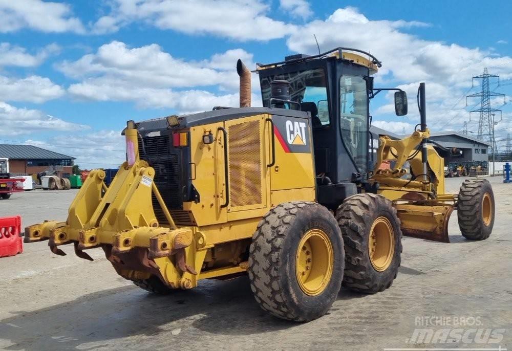 CAT 140 M Równiarki
