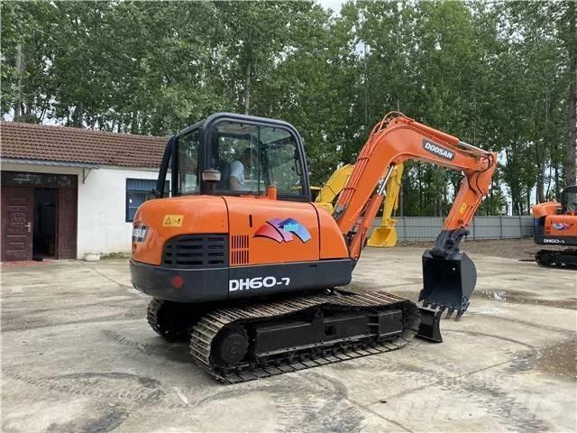 Doosan DH 60-7 Minikoparki