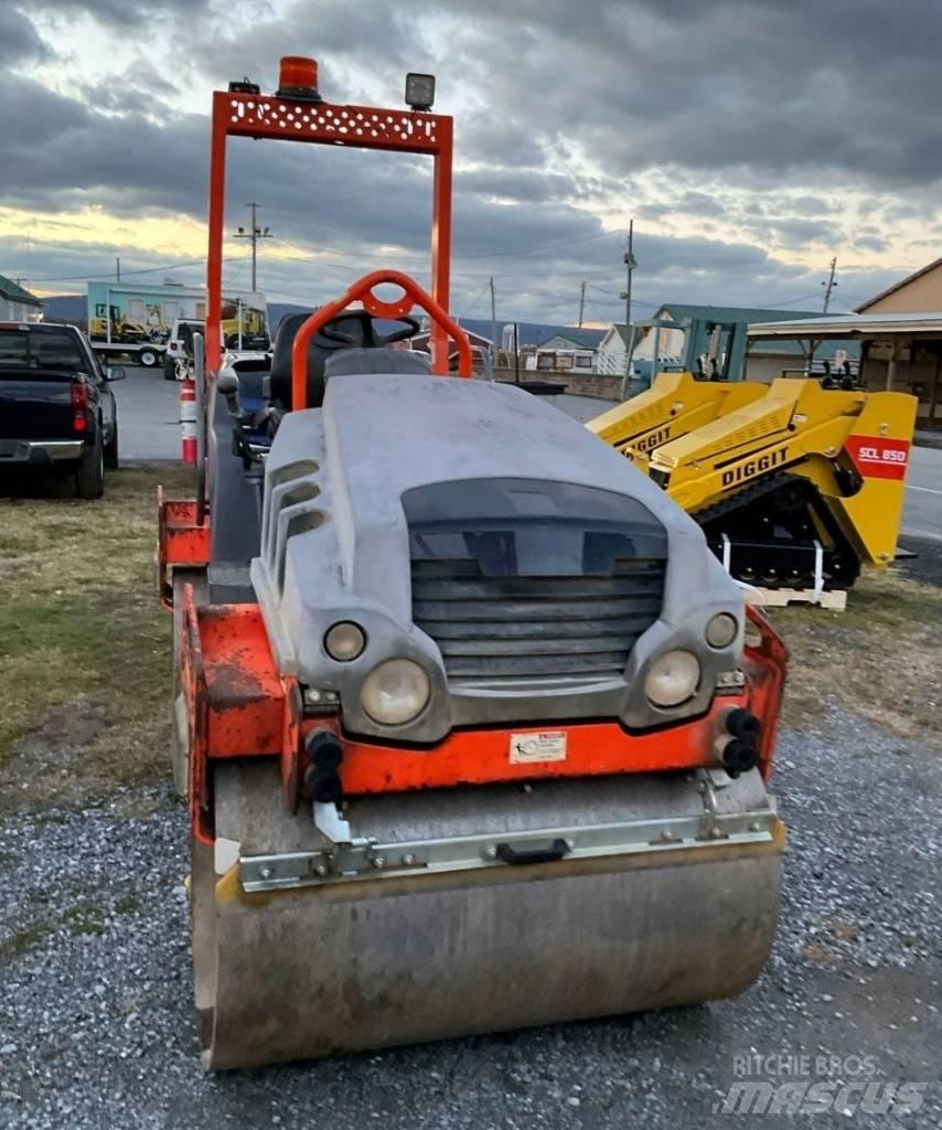 Hamm HD 12 VV Walce dwubębnowe
