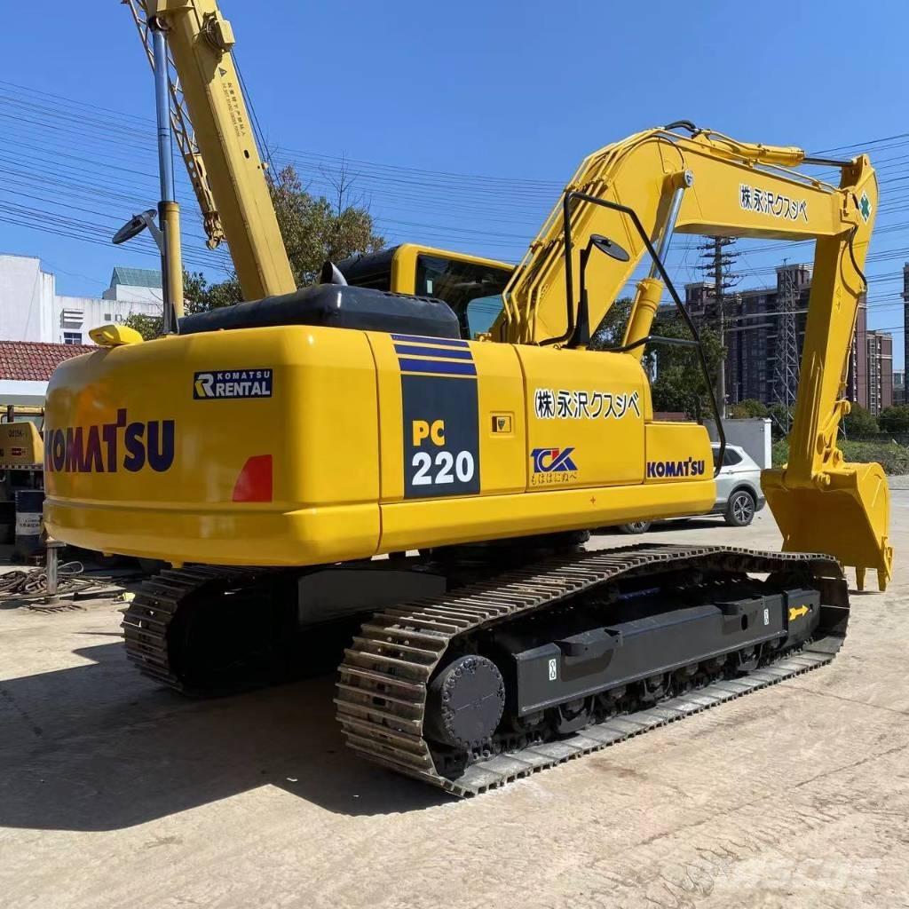 Komatsu PC 220 Koparki gąsienicowe