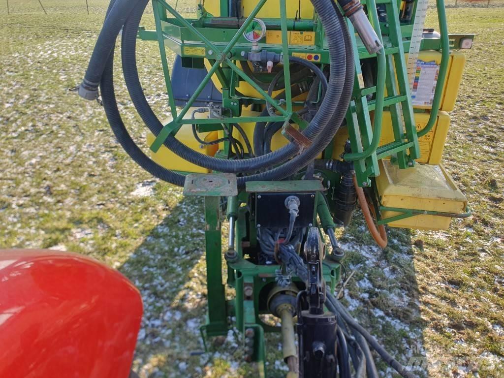 John Deere 840 Opryskiwacze zaczepiane