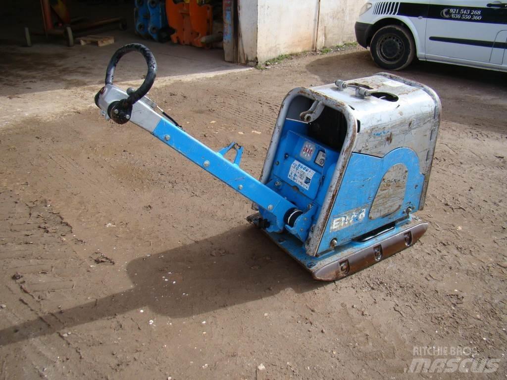 Weber CR 8 Zagęszczarki gruntu