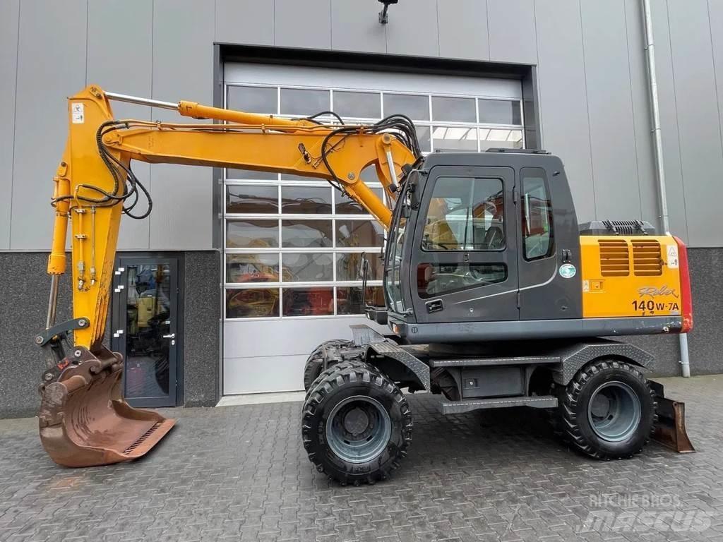 Hyundai R140W-7A Koparki kołowe