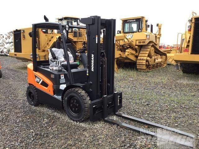 Doosan D25S-9 Wózki Diesla