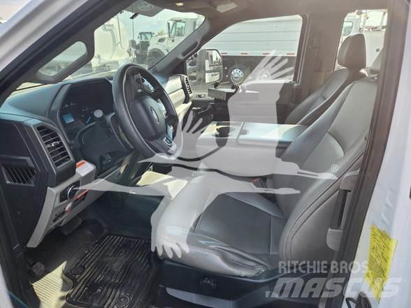 Ford F550 Maszyny budowlane - Inne