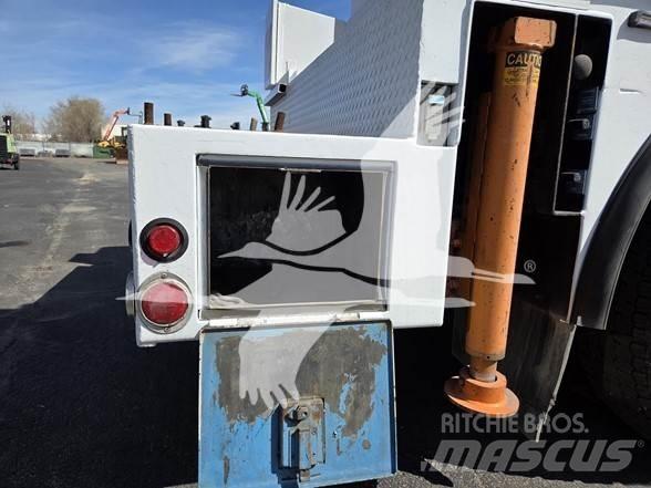 Peterbilt 337 Maszyny budowlane - Inne
