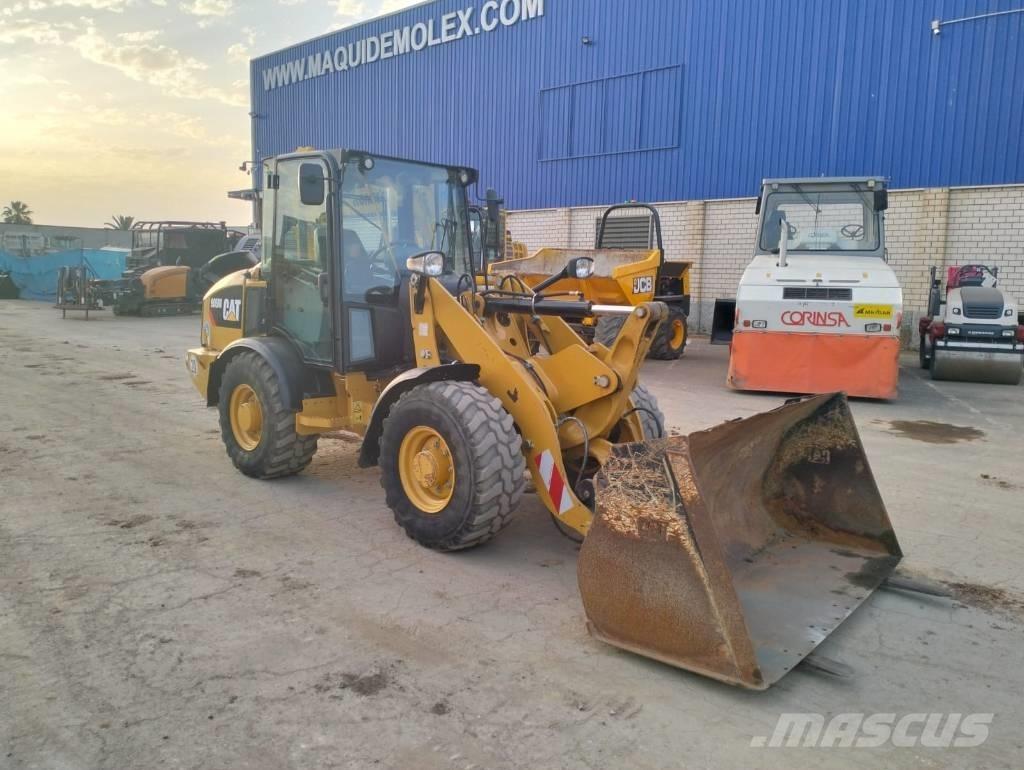 CAT 906M Ładowarki kołowe