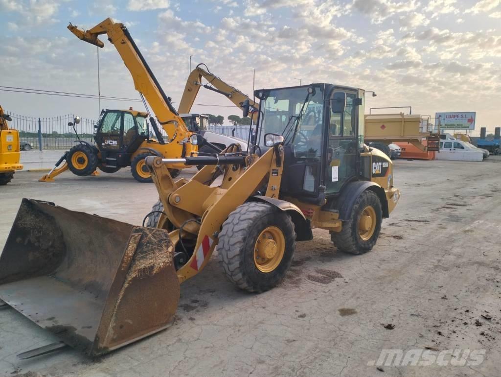 CAT 906M Ładowarki kołowe