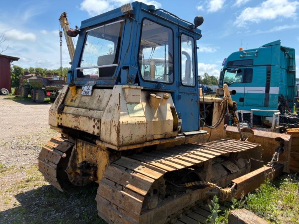 Komatsu D 41 P-3 Spycharki gąsienicowe