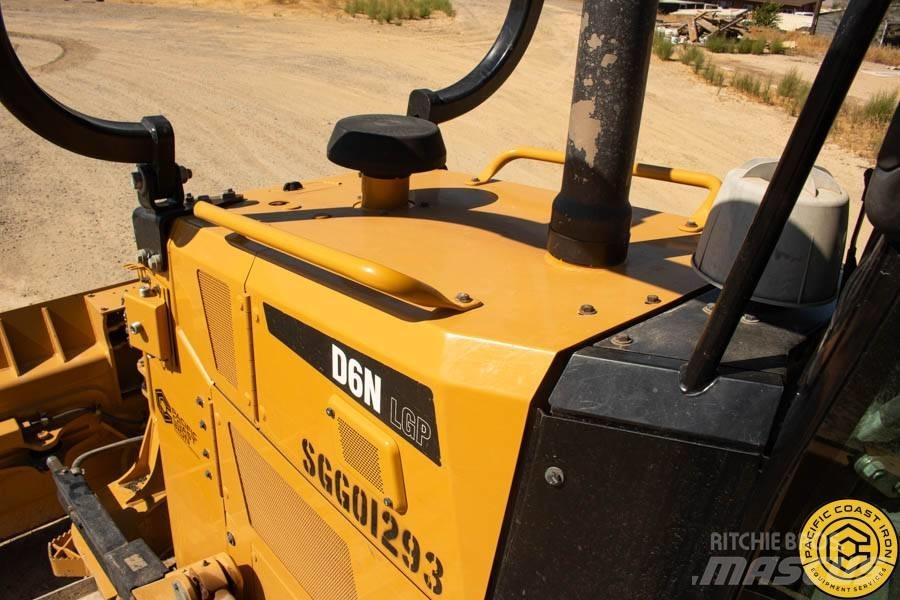 CAT D 6 N LGP Spycharki gąsienicowe