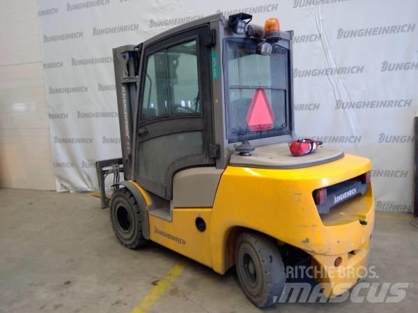 Jungheinrich DFG 430 Wózki Diesla