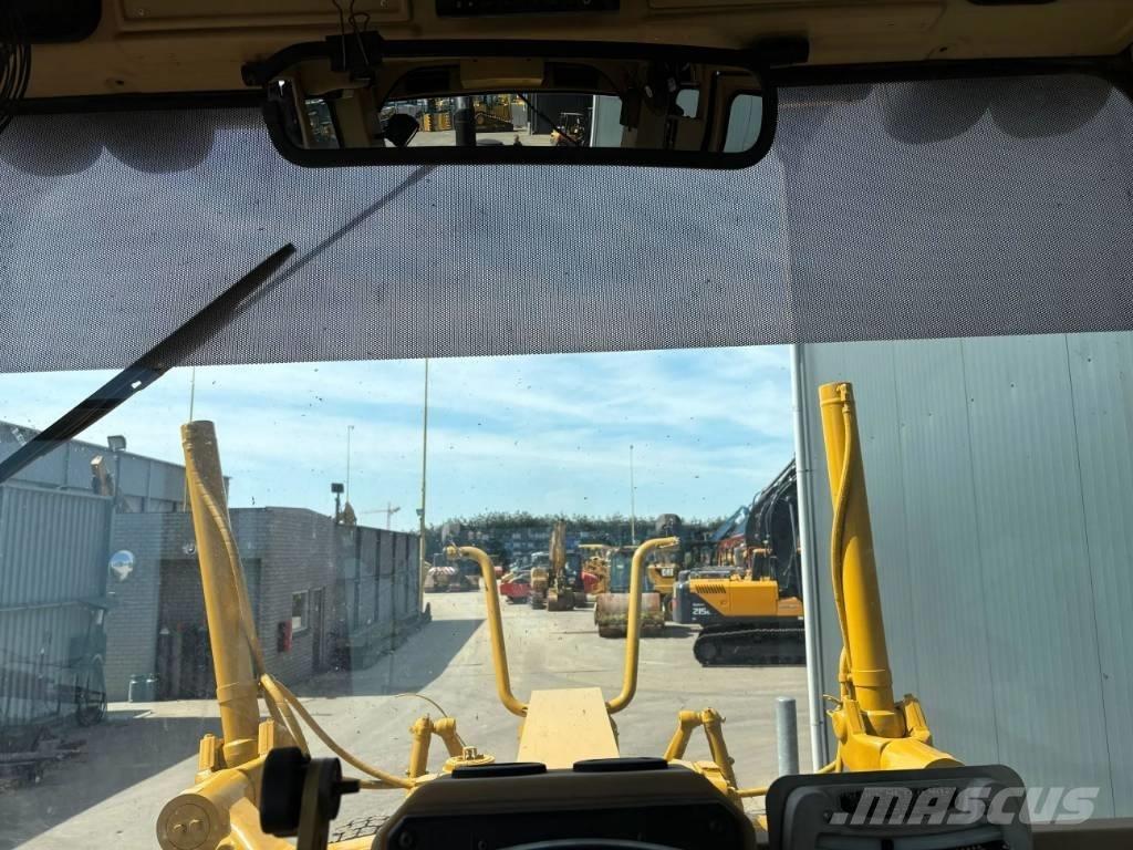 CAT 140H Równiarki
