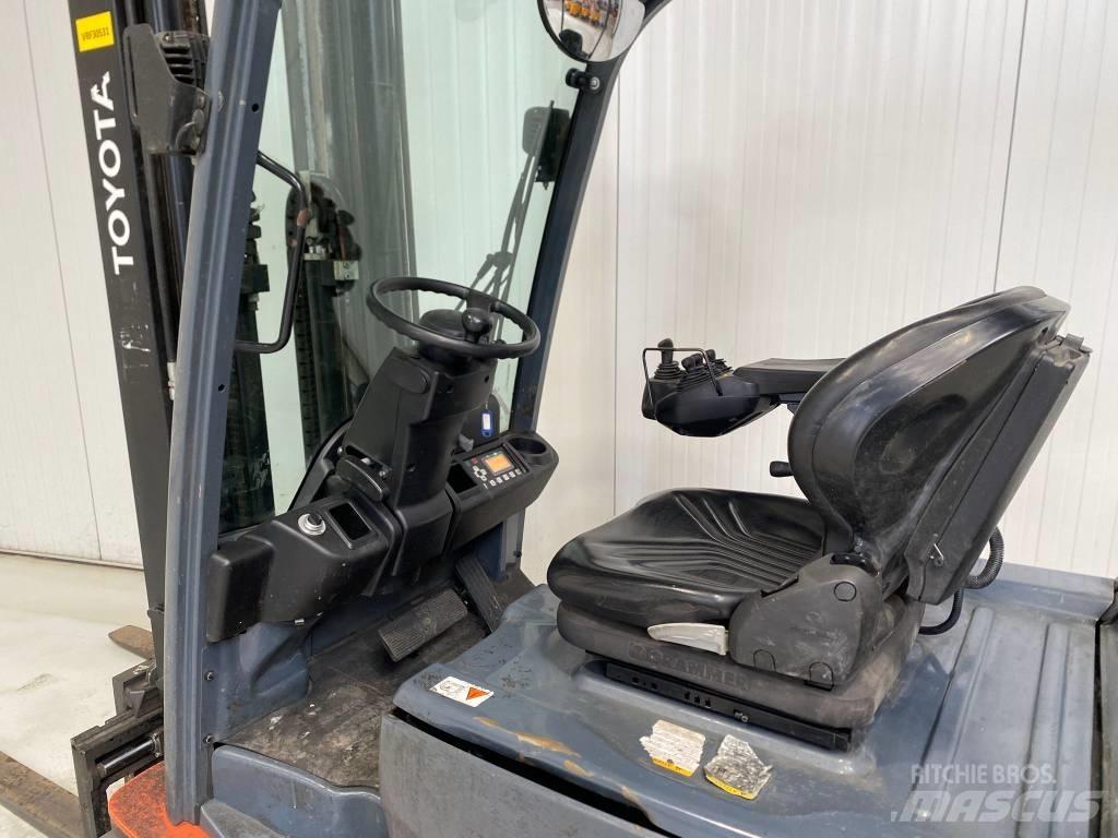 Toyota 8FBE20T Wózki elektryczne