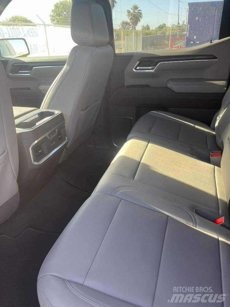 GMC SLT Inne