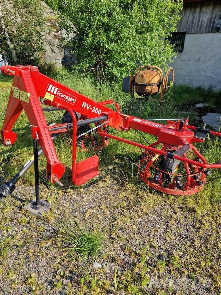 Fransgård RV 300 Zgrabiarki i przetrząsacze
