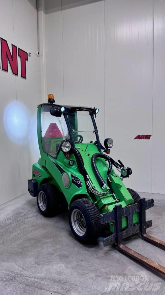Avant 423 Ładowarki burtowe