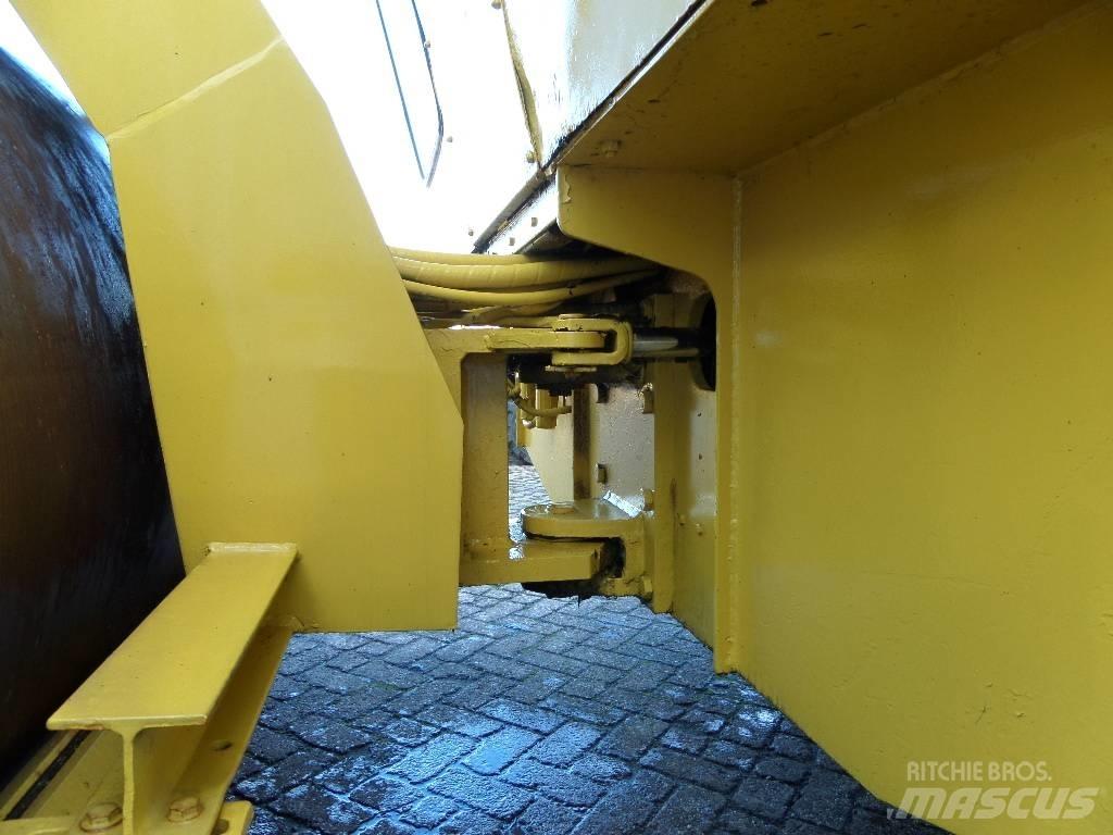 Bomag BW 211 AD Walce jednobębnowe