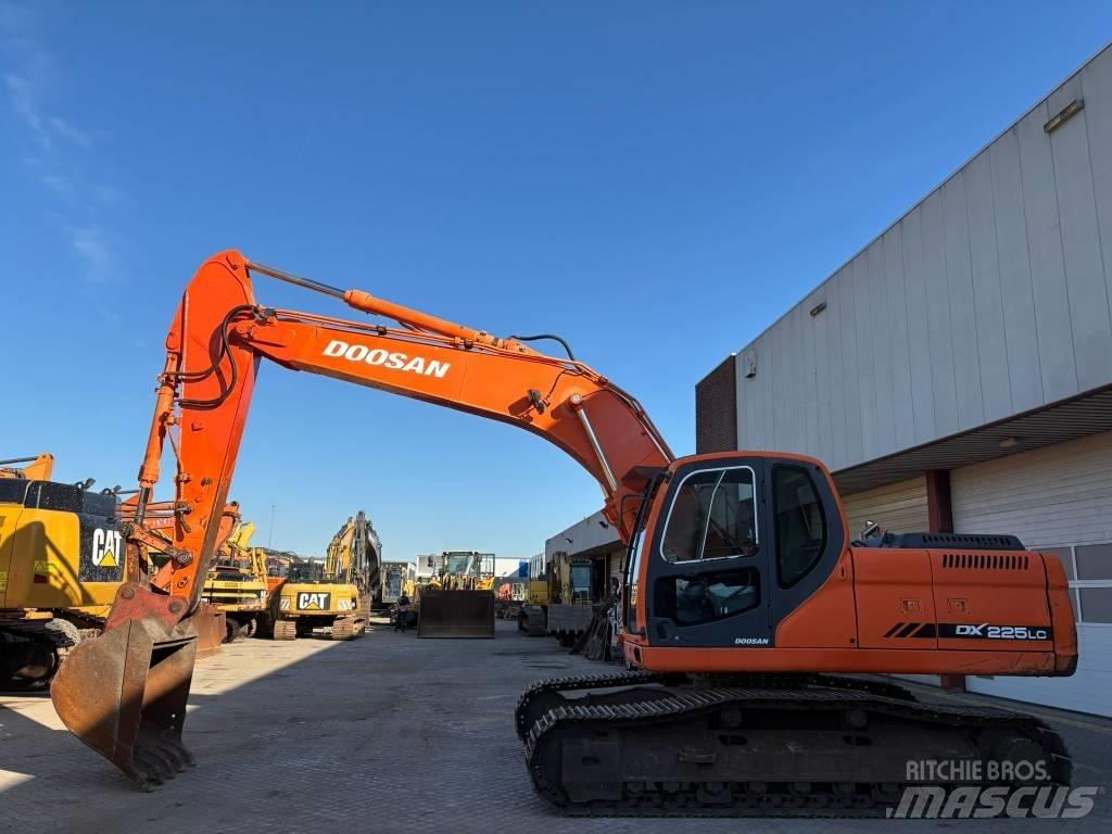 Doosan DX255LC Koparki gąsienicowe