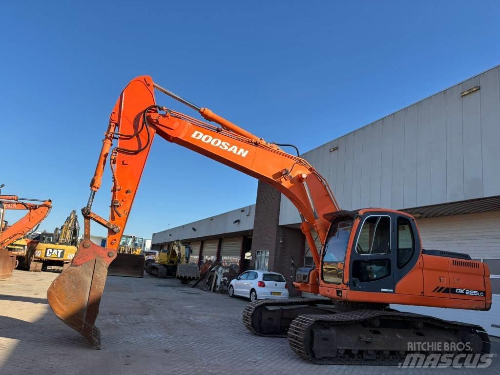 Doosan DX255LC Koparki gąsienicowe