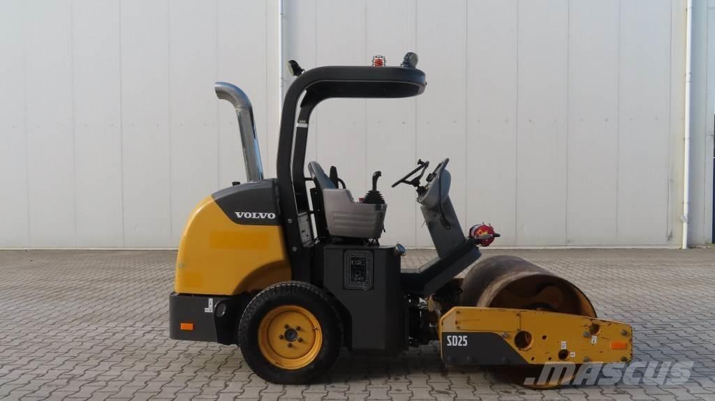 Volvo SD 25D Walce jednobębnowe