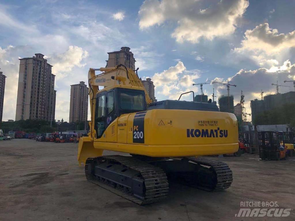 Komatsu PC 200-7 Koparki gąsienicowe