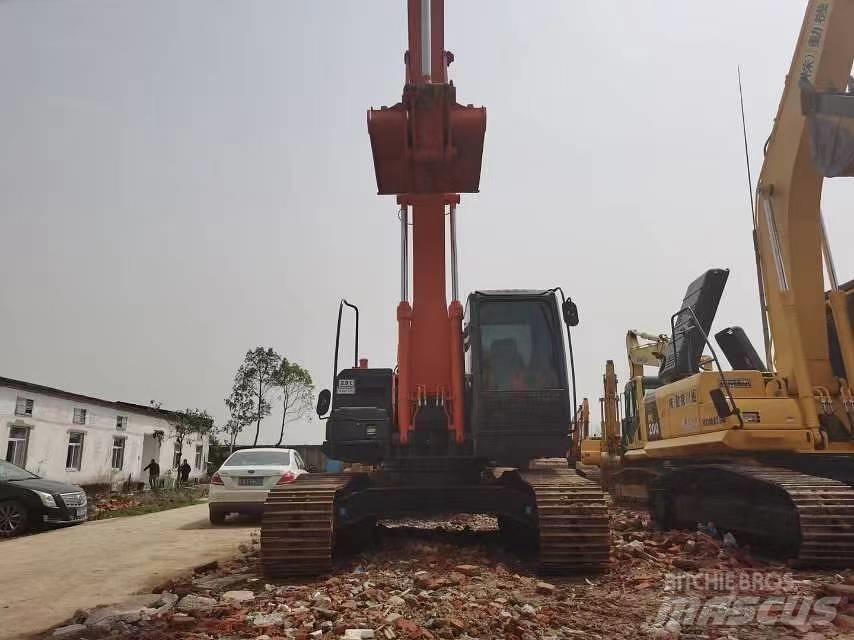Hitachi ZX 210 Koparki gąsienicowe