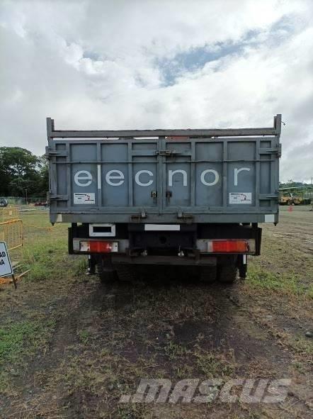 Iveco Trakker 410 Żurawie samochodowe