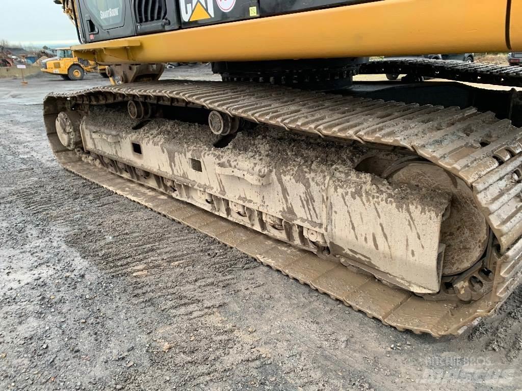 CAT 329 D Koparki gąsienicowe