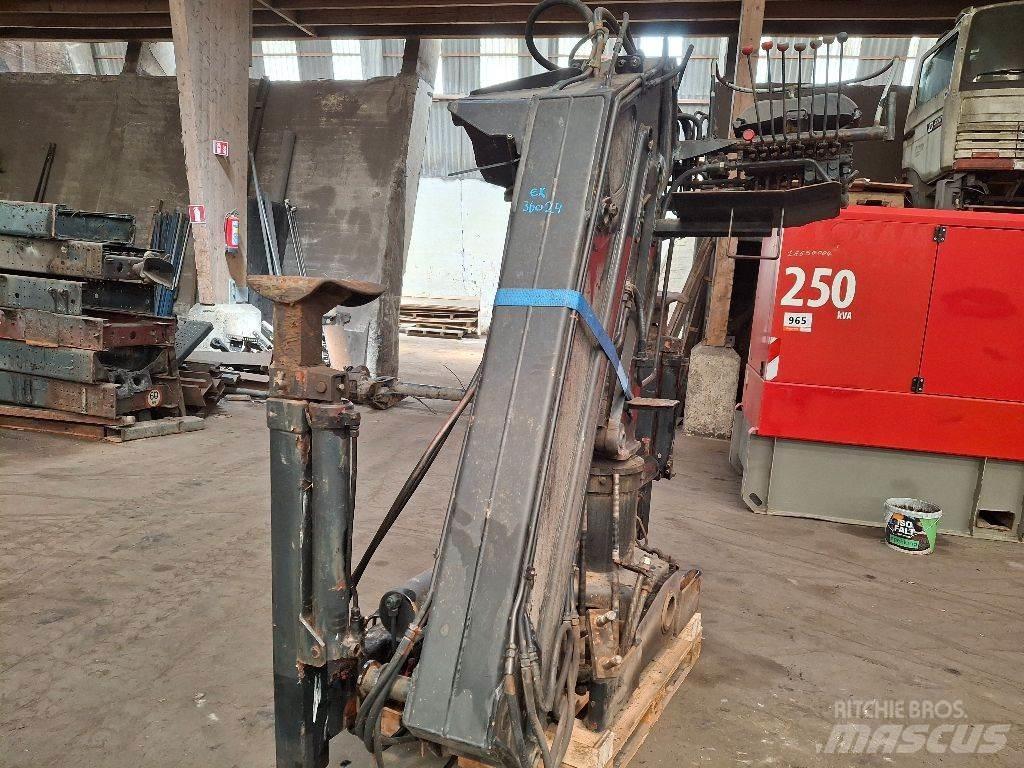 Atlas AK 4002 Żurawie