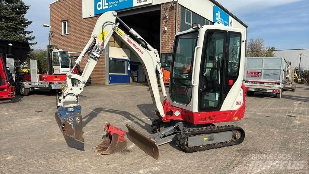 Takeuchi TB216 Minikoparki