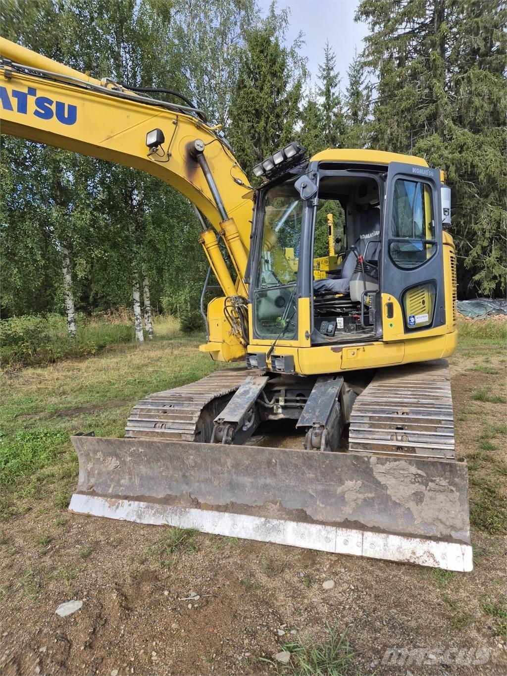 Komatsu PC138 US Koparki gąsienicowe