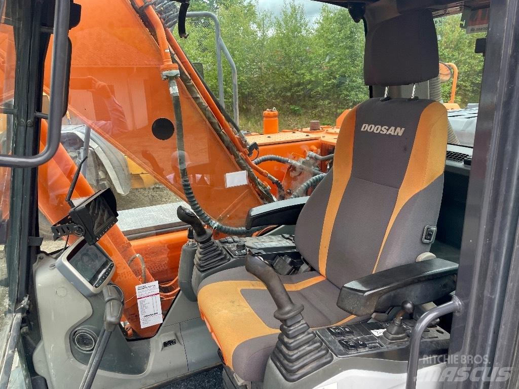 Doosan DX 180 LC-3 Koparki gąsienicowe