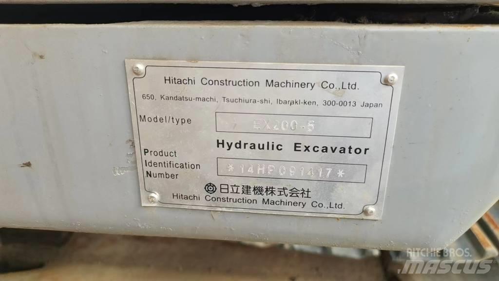 Hitachi EX 200-5 Koparki gąsienicowe