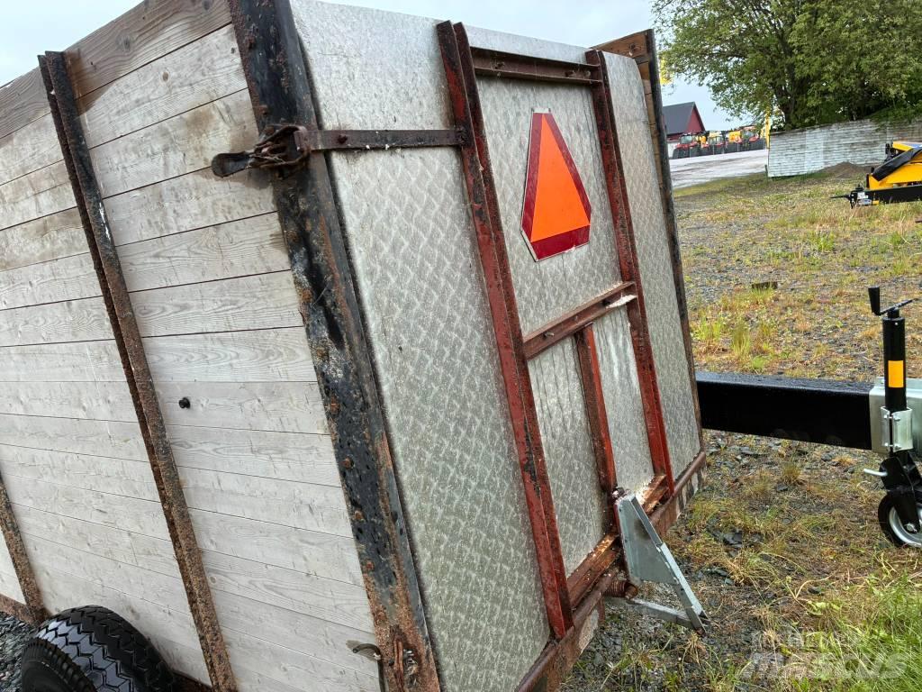  Djurkärra enkel Inne przyczepy